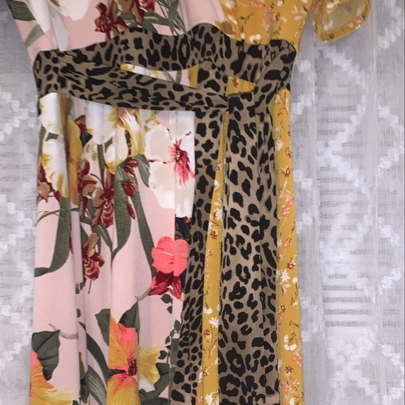 Floral/Leopard Dress Small - Picture 5 of 7